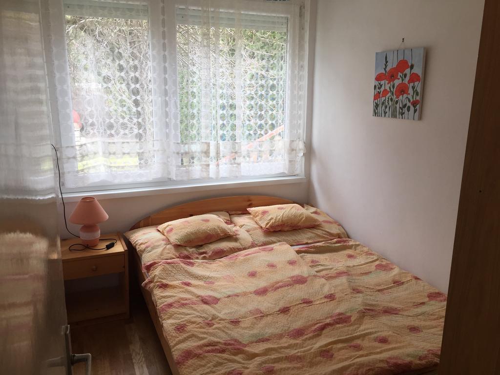Siraly Apartman Balatonfuzfo Bilik gambar